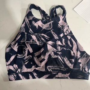 Lululemon - high neck sports bra - size 2
